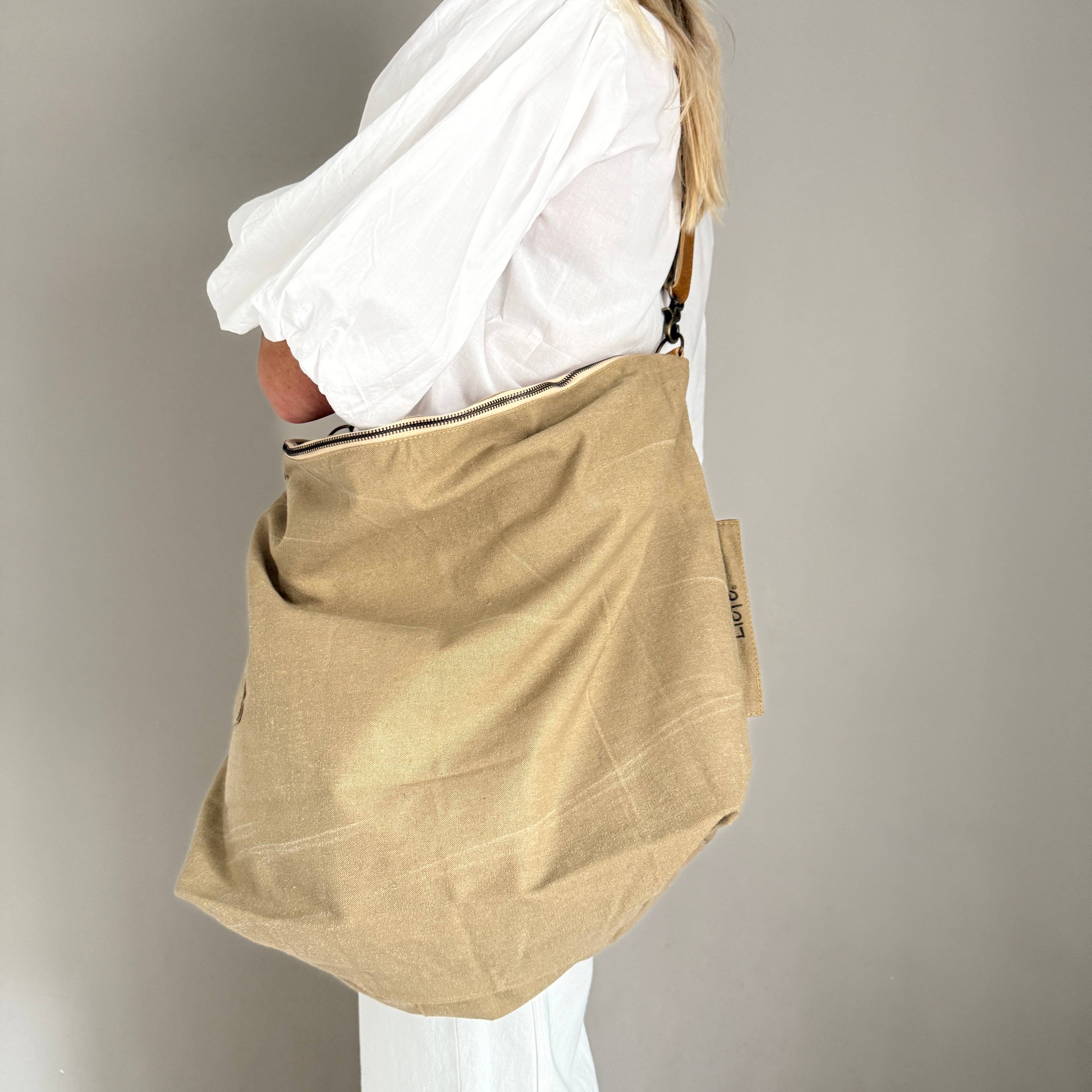 Liefe NL - Wholesale Tote Bag - Women's - BaggyBag (recycled cotton khaki) - NEW BATCH3