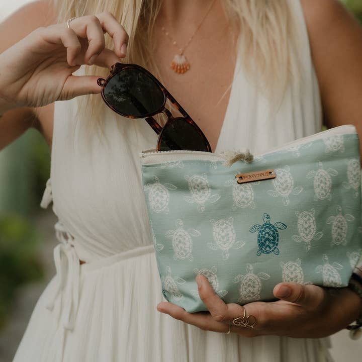Puka Maui - Wholesale Pouch - Women's - Turtle Standup Pouch