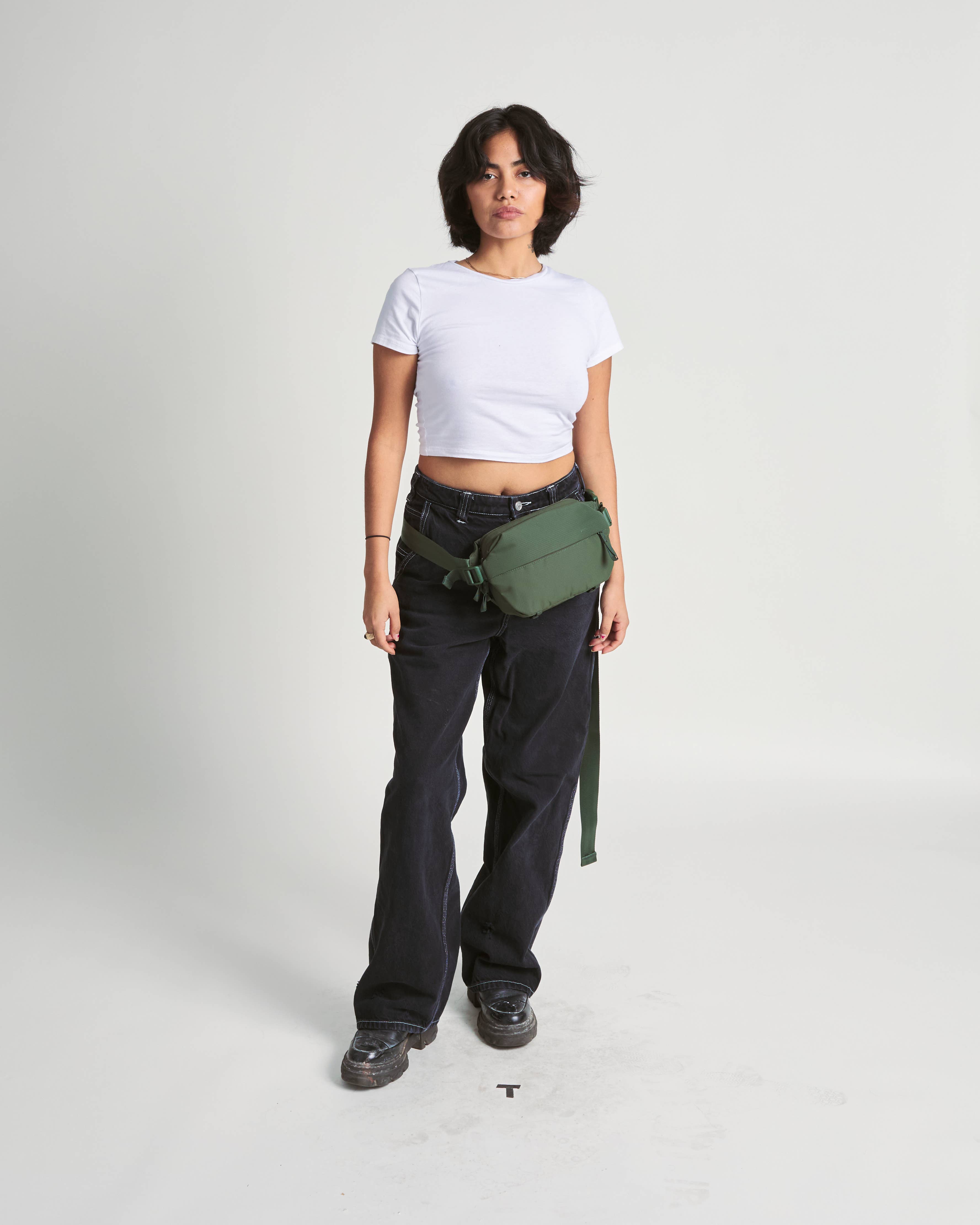 Moment - Wholesale Belt Bag - Unisex - Moment Everything Sling 2L6