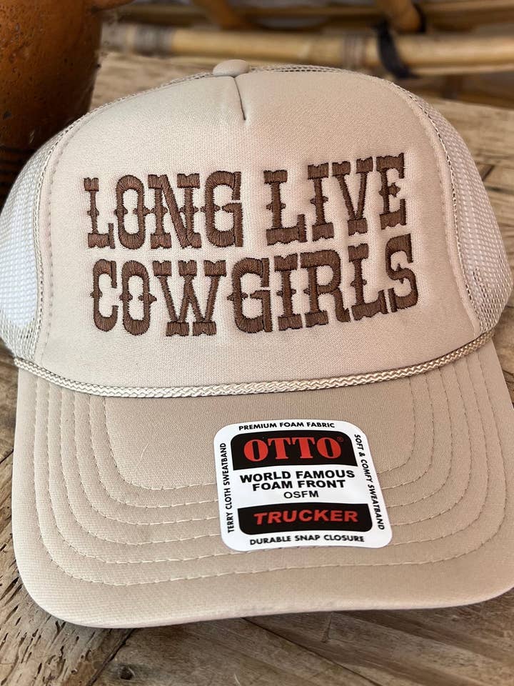 Gorra de Camionero de Espuma Bordada "Larga Vida a las Vaqueras" para venta al por mayor de Set Apart Hat Co.