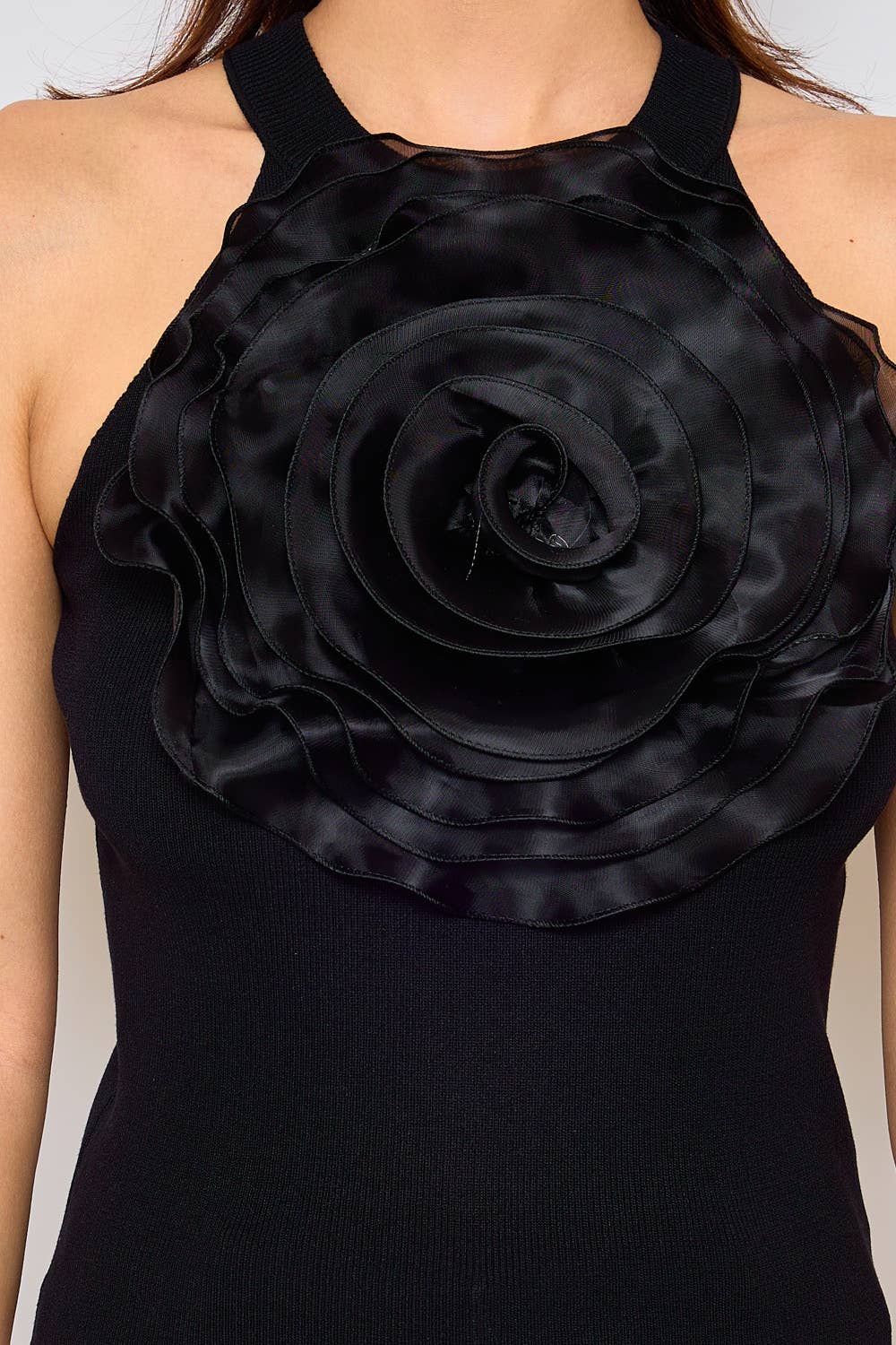 Frime - Wholesale Blouse - Women's - Sleeveless top with embossed flower on the front - 24627