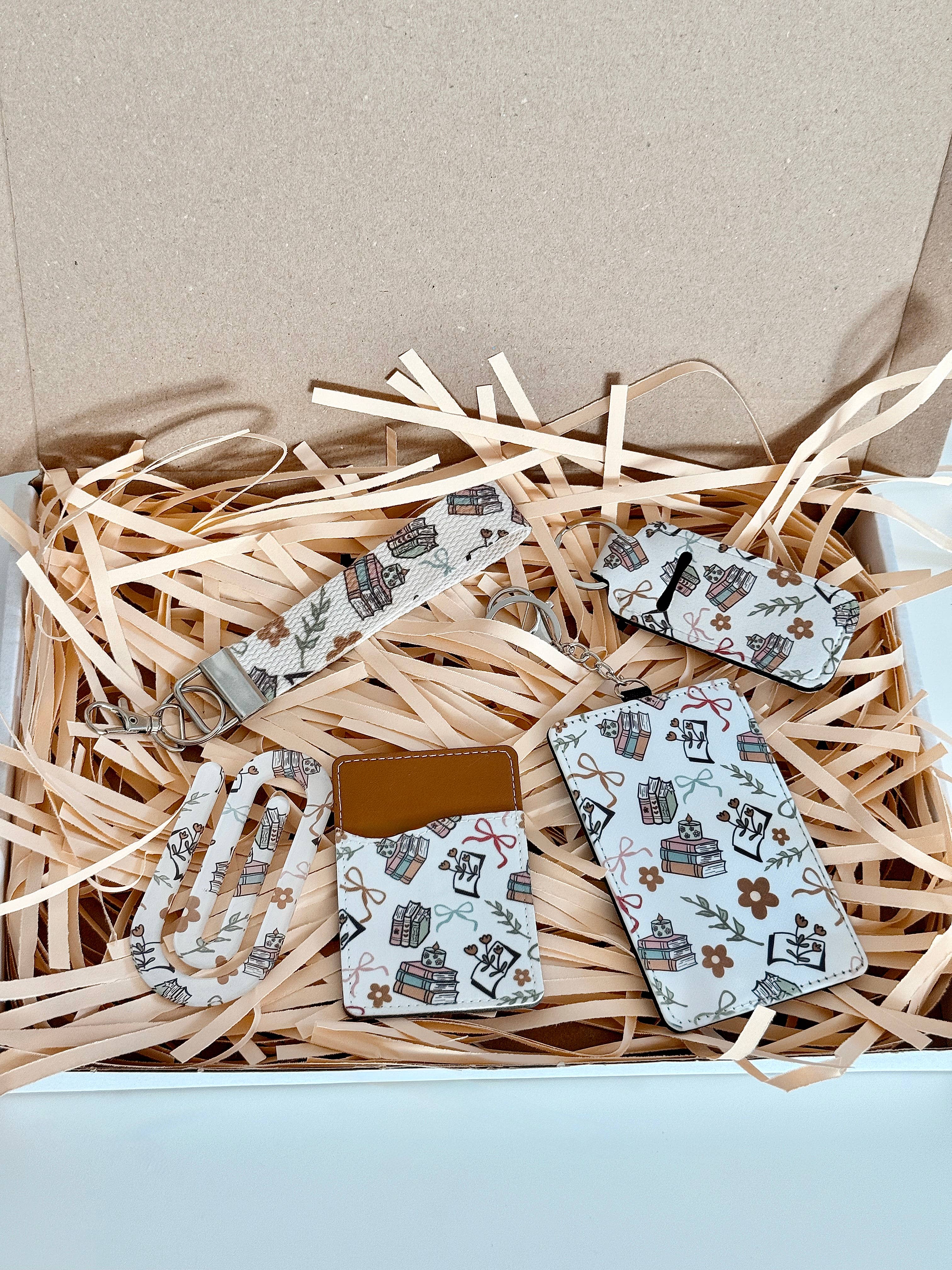 the cute cloud - Wholesale Gift Bag Set/Pack - Gift Box ''The Reader'' Matching Accessory Bundle 12 Pattern4