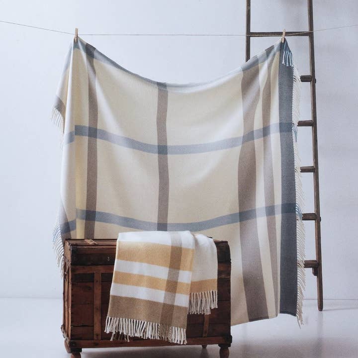 A Soft Idea - Wholesale Throw Blanket - 335 - Large Plaid9