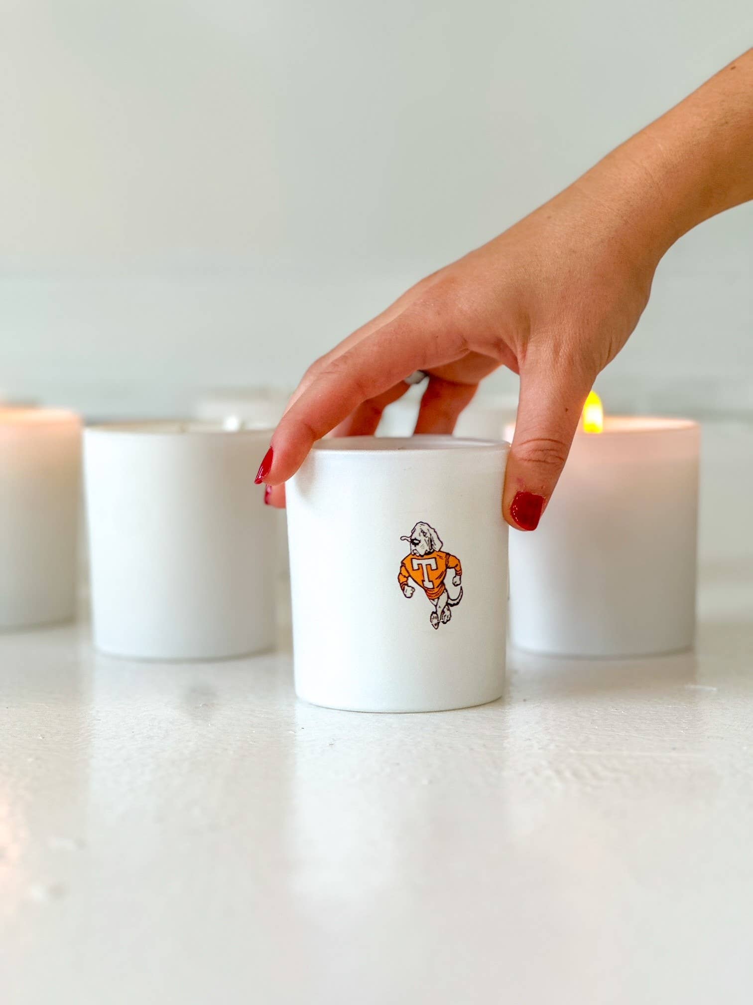 Bungalow South – Vela em jarro/copo por atacado – Vela de 10 oz da Coleção Collegiate4