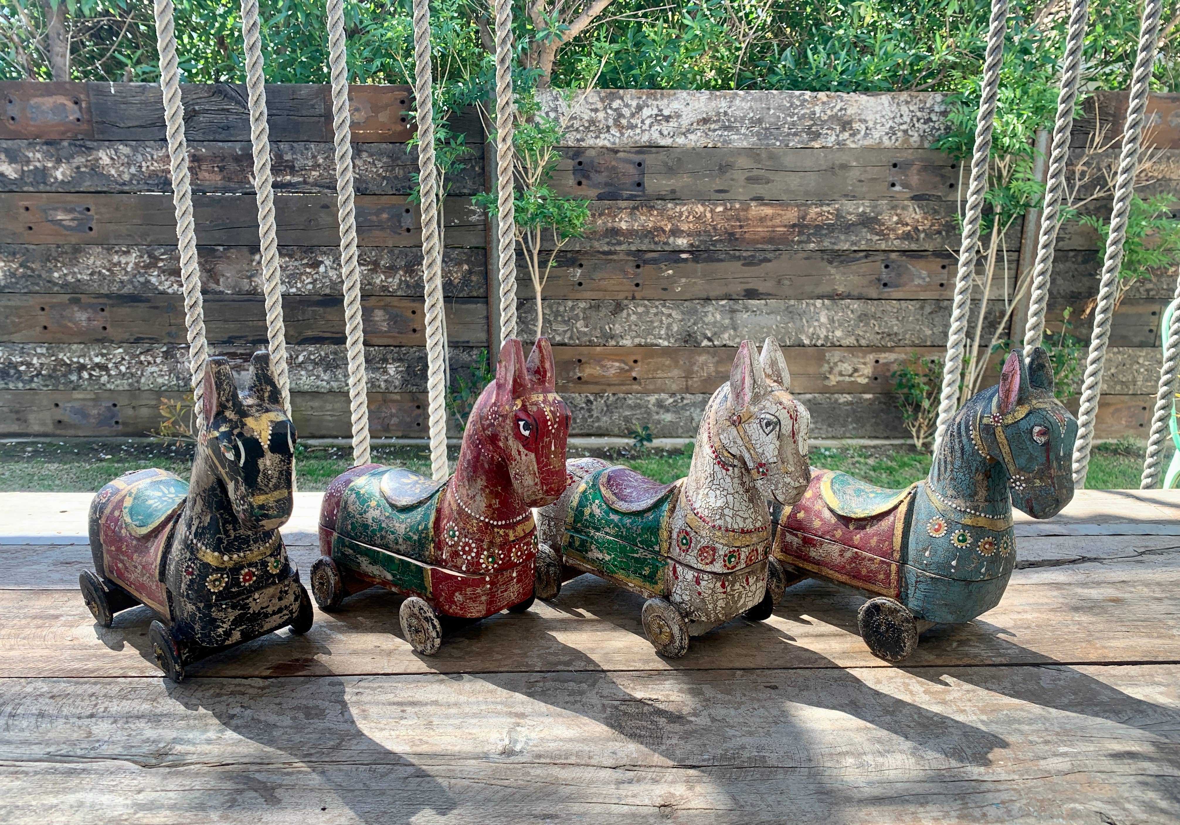 Paloma Black (Casa Natura Design, S.L.) - Wholesale Decorative Tabletop Object - Grey Antique Style Wooden Carved & Hand Painted Horse 2