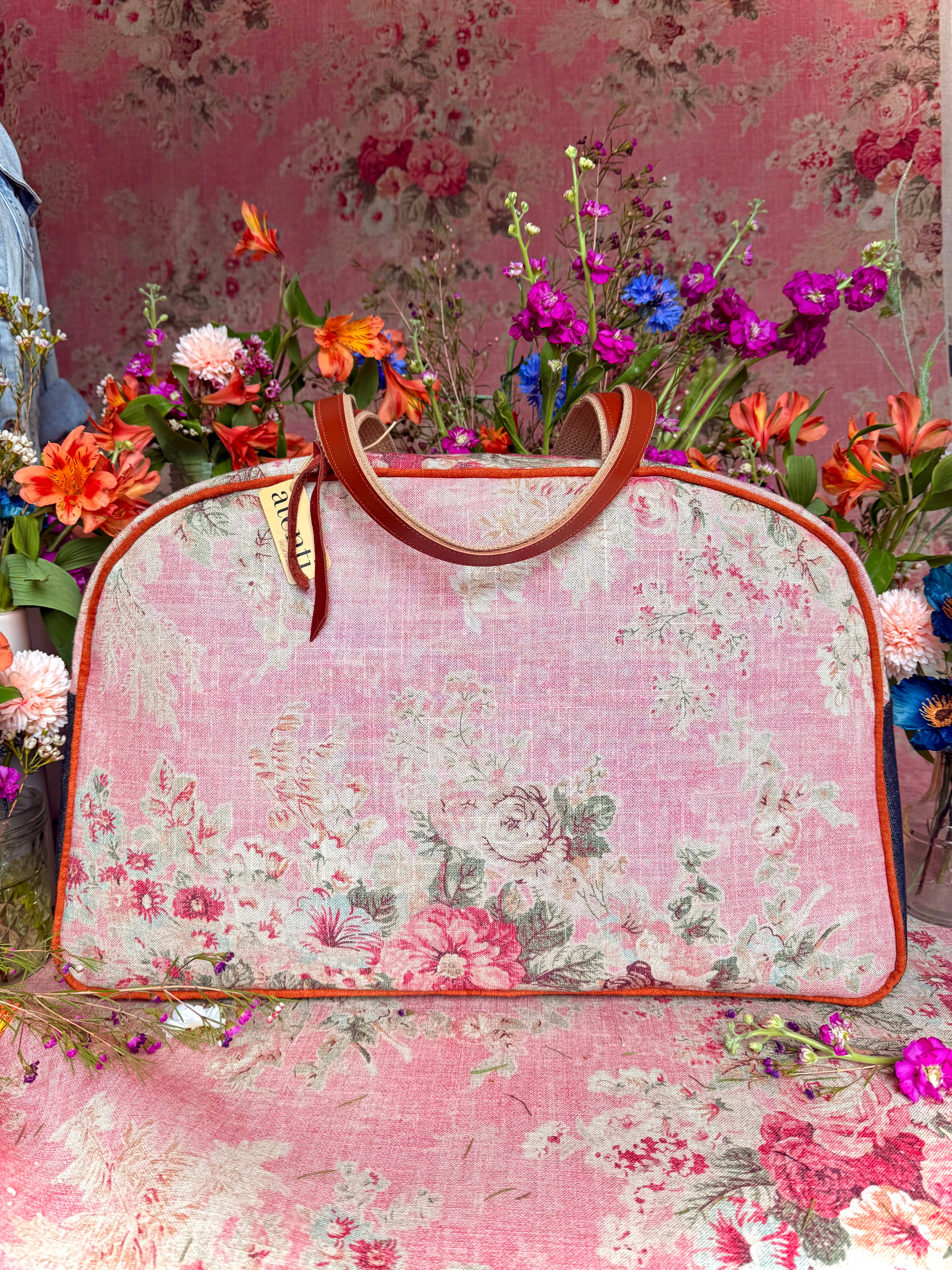 Atenti - Wholesale Weekender Bag - Women's - Handmade Atenti Rosewood Overnighter Weekender– USA Made13