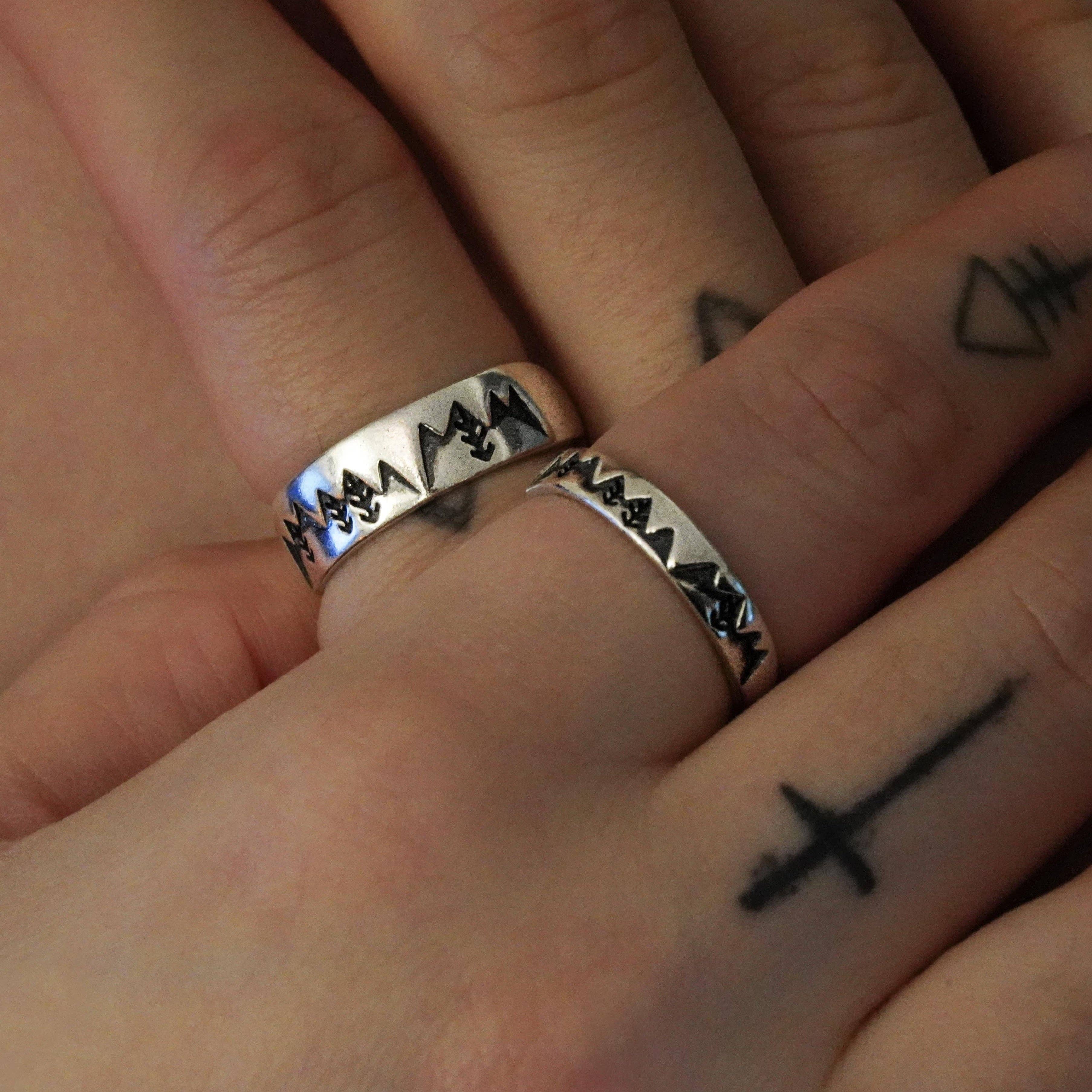 Black Feather Design – wholesale Band/stacked ring – Mountain Ring - Adjustable - Minimalist - 925 Silver2