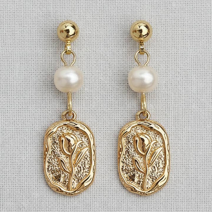 Tulip Pearl Floral Earrings for wholesale by scentll jewelry