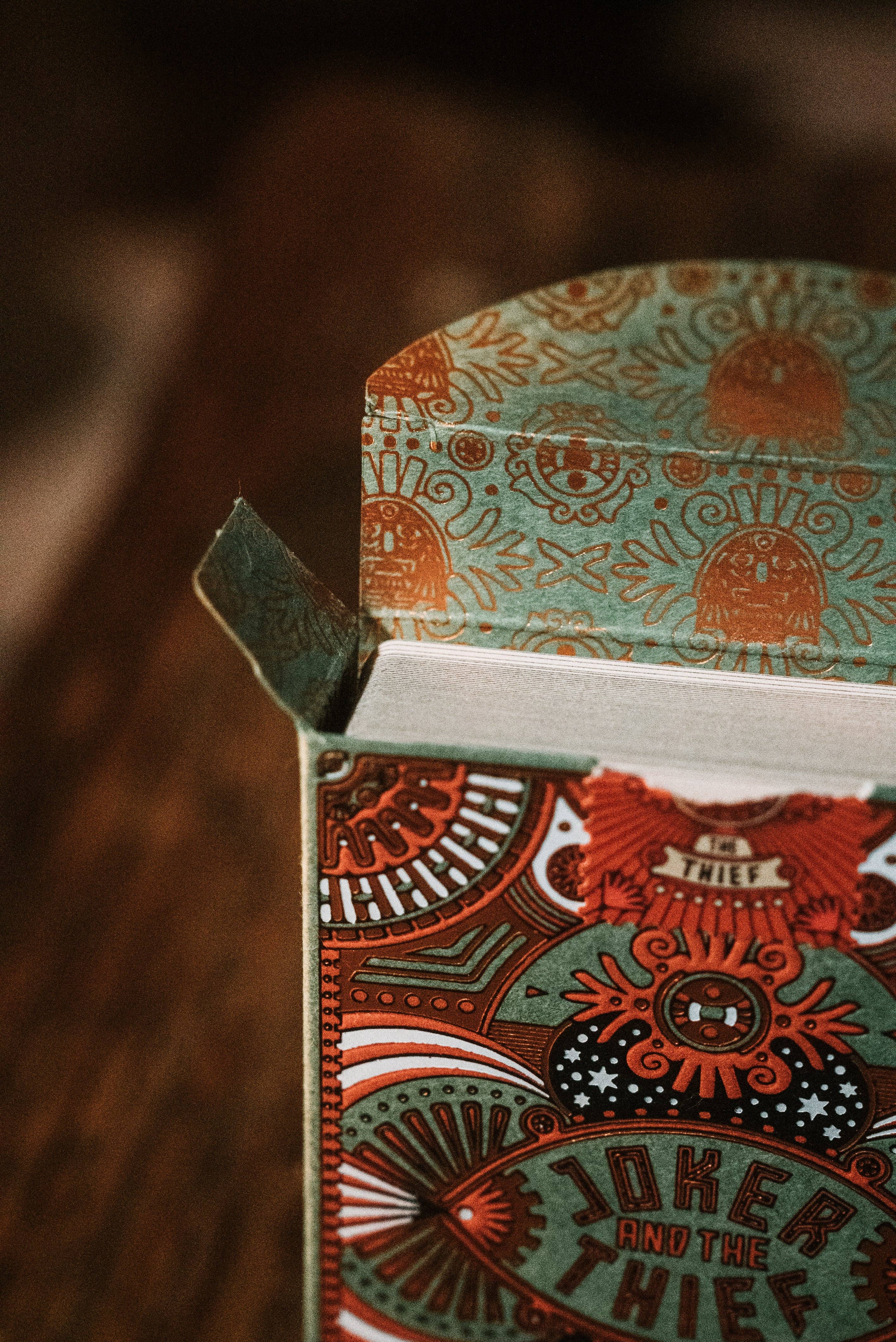 Joker and the Thief - Venta al por mayor Baraja de cartas - Falsos Ídolos Baraja de Cartas18