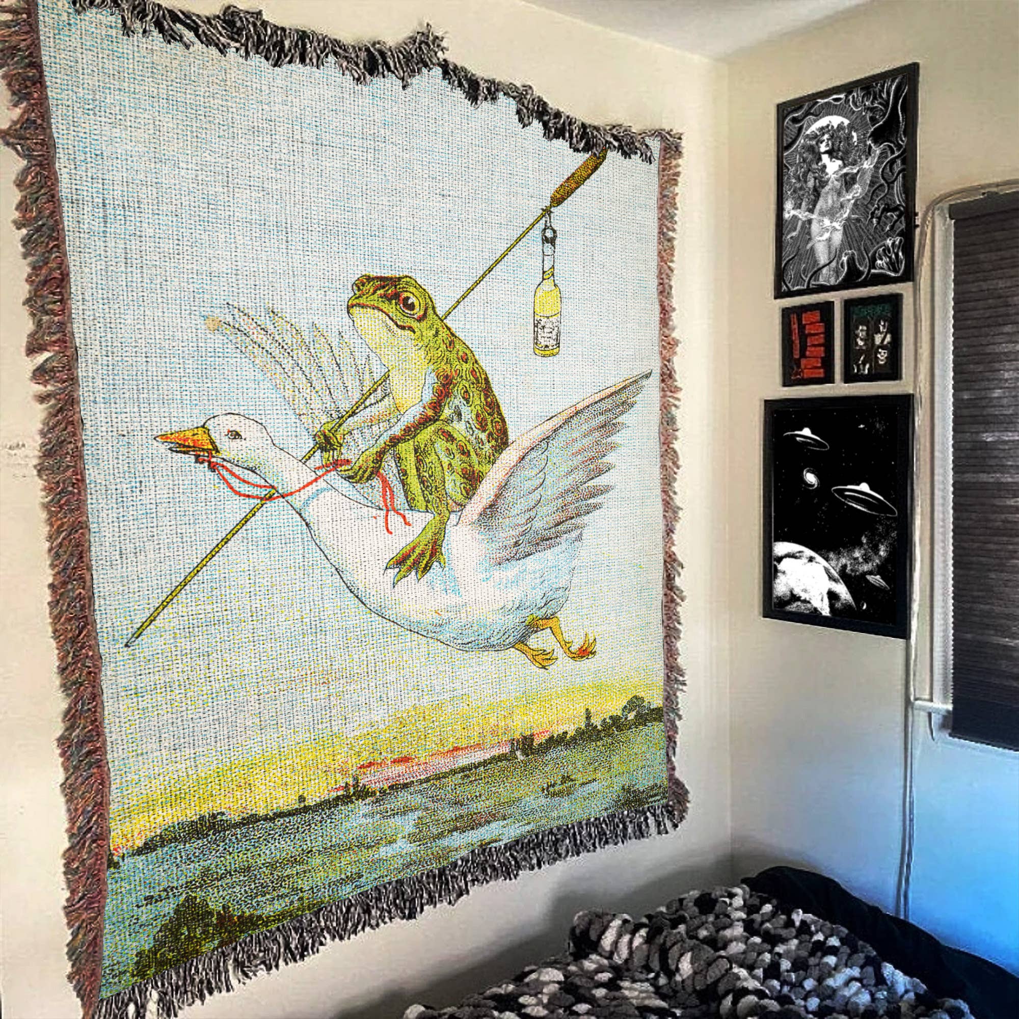 Killer Goods • Woven Blankets, Gifts, Home Decor – Manta para sofá por atacado – Manta Arrog Vintage em Ganso Voador Tecido4