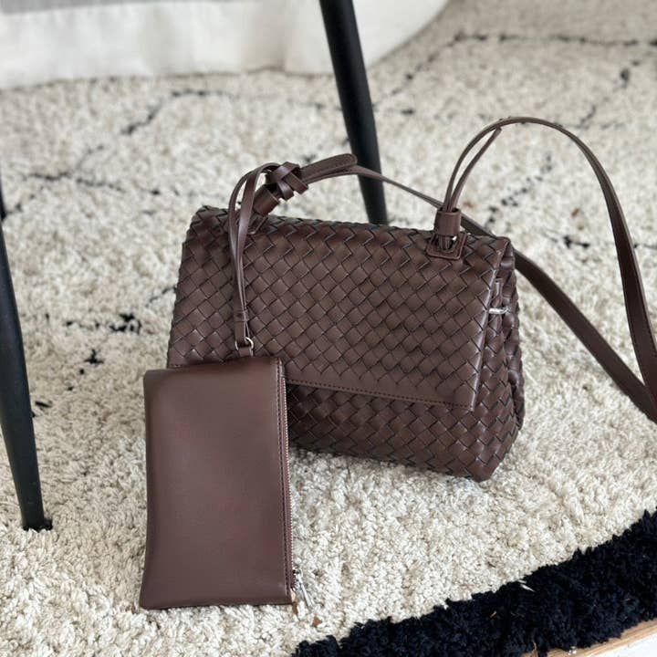 Sook Stainable - Wholesale Crossbody Bag - Women's - Genuine Leather Woven Envelope Shoulder Crossbody Bag