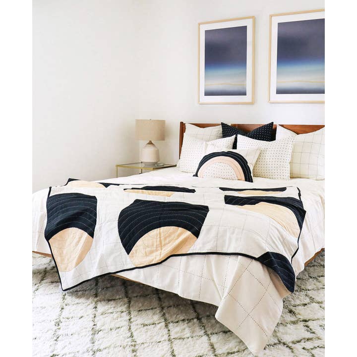 Anchal - Wholesale Throw Blanket - Crescent Lattice Quilt Throw - Charcoal1