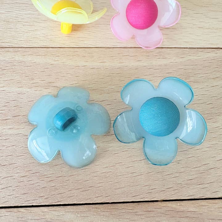 The Button Company - Wholesale Sewing button/snap - 63-83759 40L (25mm) Daisy Shank Button2