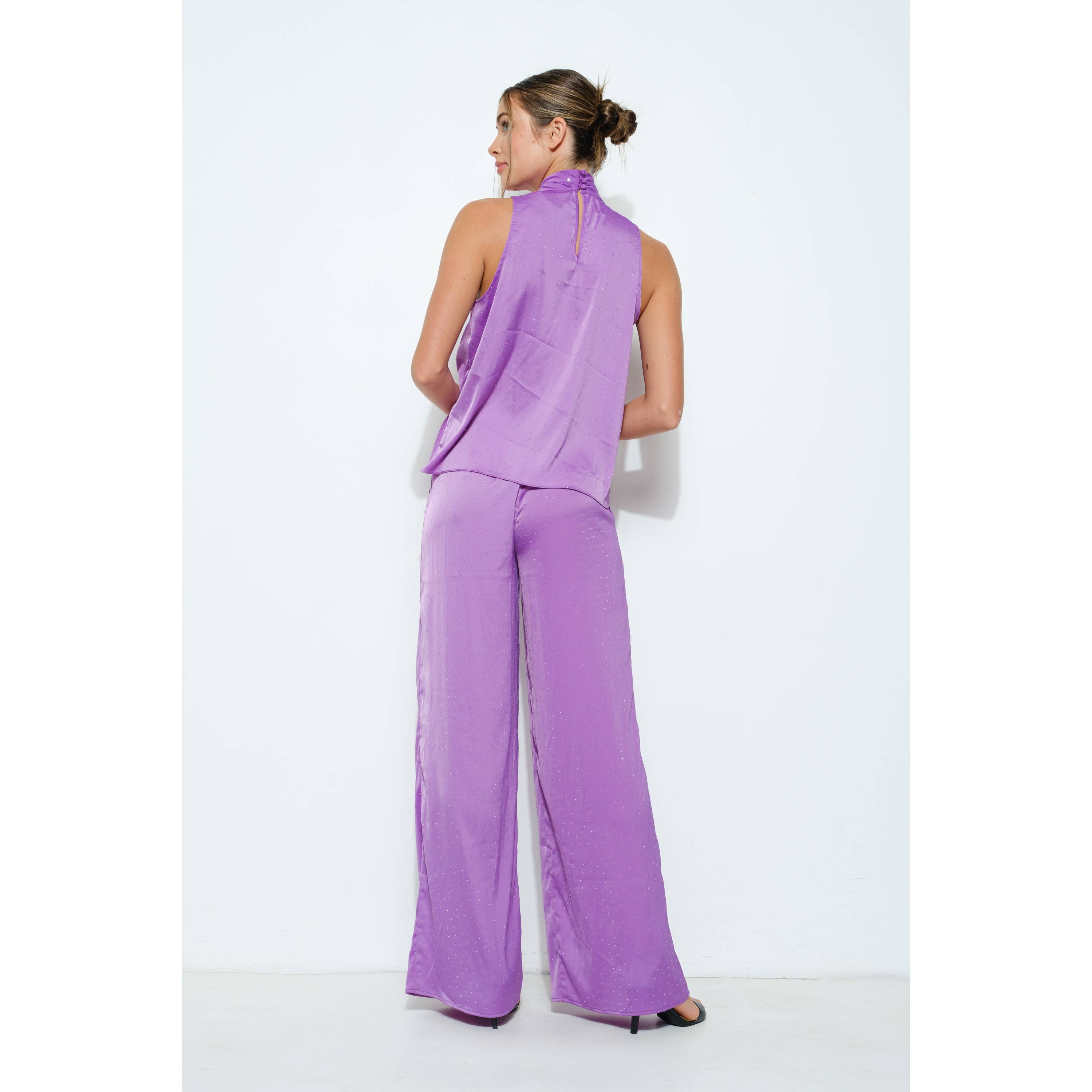 INA – Engroshandel Bluse - Dame – Rhinestone udsmykket top med flæsedetaljer foran6