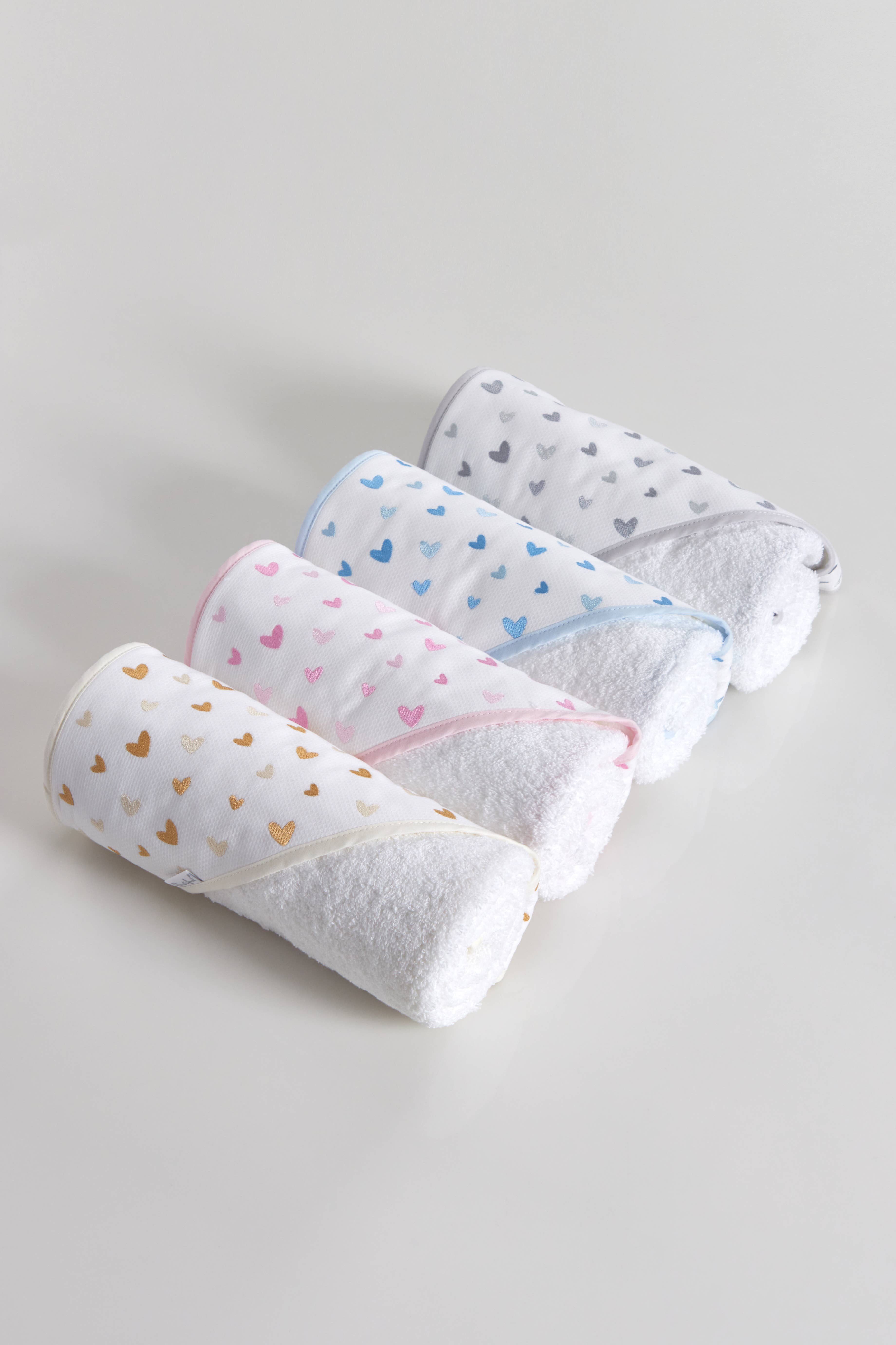 Amorim Gerações, LDA - Wholesale Dinner & Cloth Napkin - Piquet Cotton Embroidered Towel Hearts T80PIQ-PREST0