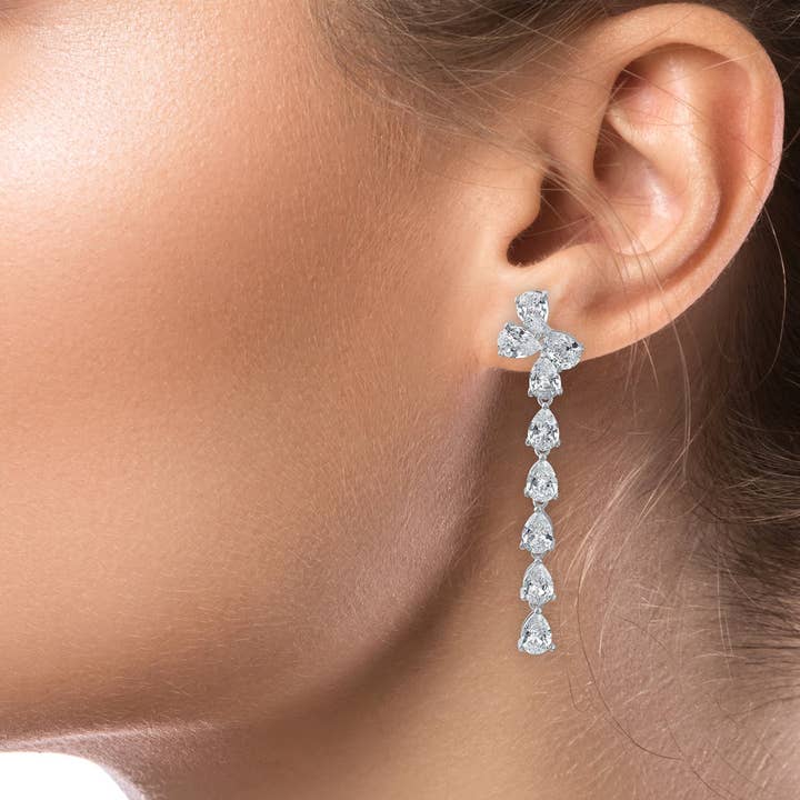 CZ by Kenneth Jay Lane - Wholesale Hangende/ronde oorbellen - Pear CZ Drop oorbellen1