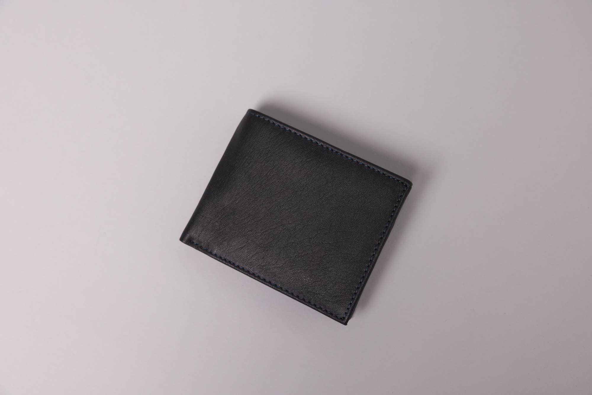 Redbrick - Wholesale Wallet - Men's - Biggs & Bane Men's Bifold Black & Navy Leather Wallet With Large Zip Coin Pocket8