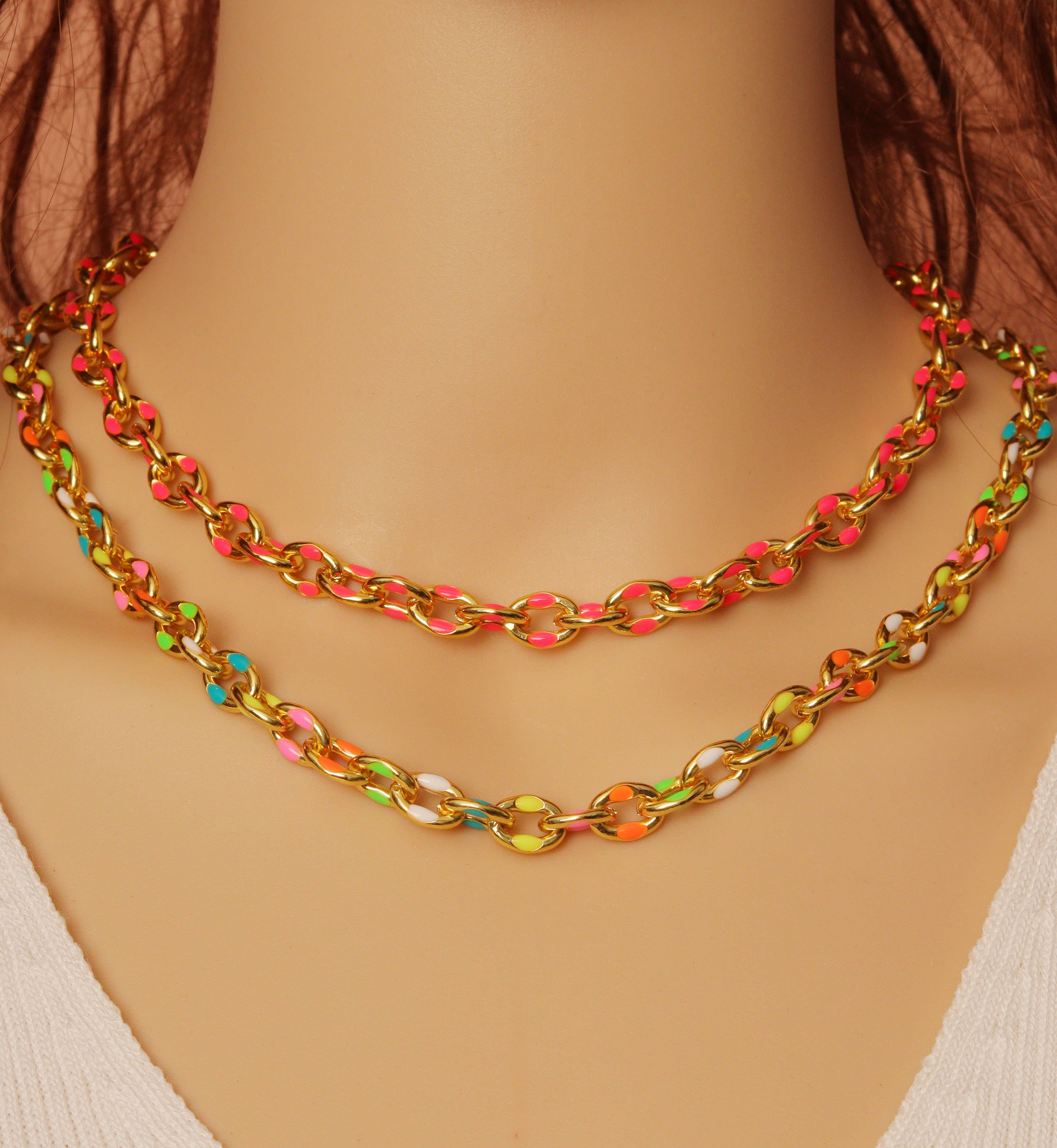 BestBeads&Beyond – wholesale Kedjehalsband – Guldfärgad emaljerad halskedja med ovala länkar, sku#HX042