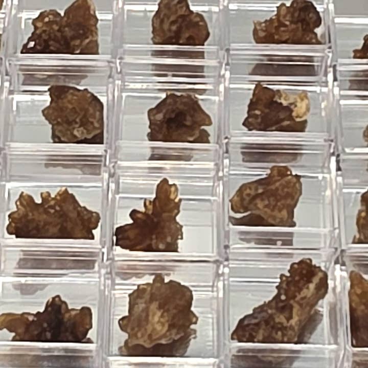 Distinction Crystals – wholesale Spiritual stone/crystal – Small Citrine Pseudomorphs in Magnifying Case (Morocco)1