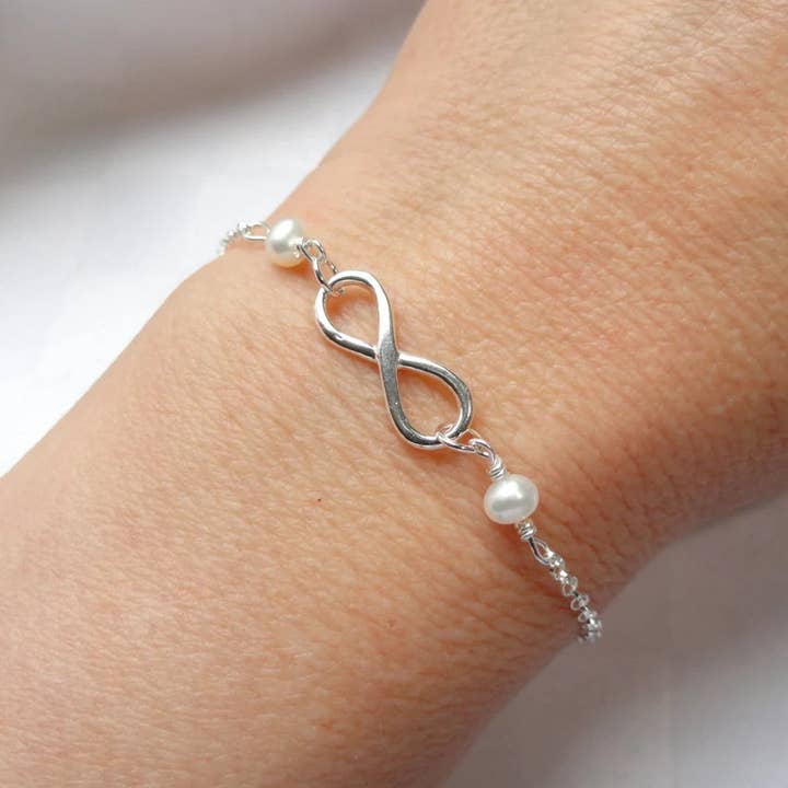 CY Design Studio - Wholesale Charm/Dangle Bracelet - Infinity Pearl Bracelet – Sterling Silver & Freshwater Pearls2