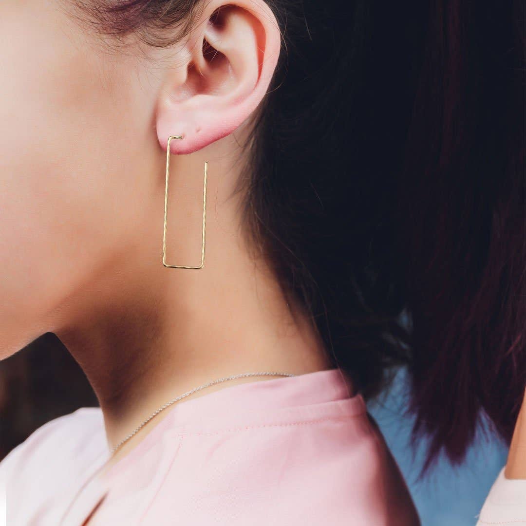 URBAN-EQUESTRIAN - Wholesale Hoop Earrings - Hammered Hoops - Infinity Clasp Round Earring 14K Gold Vermeil4