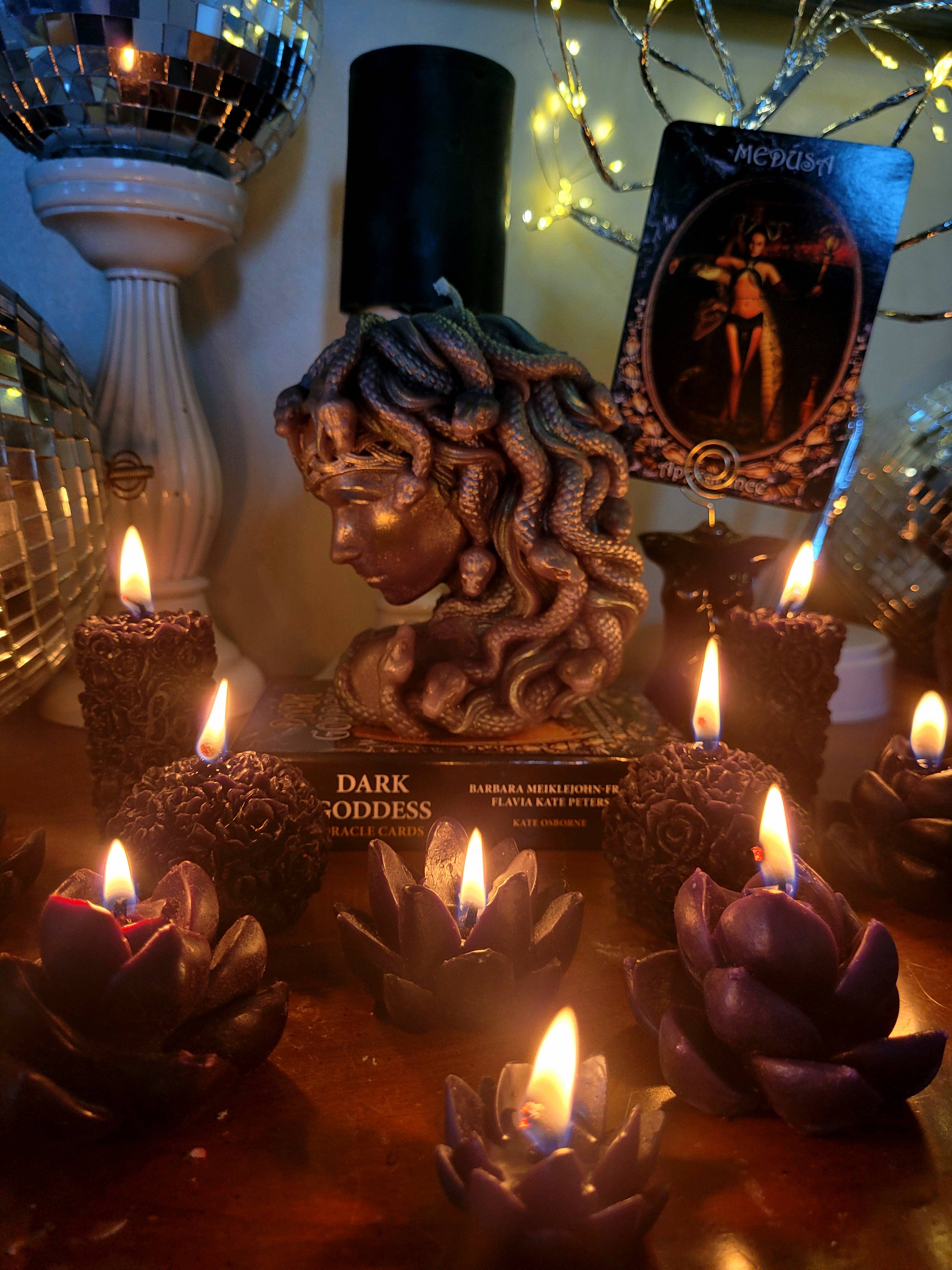 Radiant Angel Candle Co - Venta al por mayor Velas de diseño llamativo - Vela Medusa1