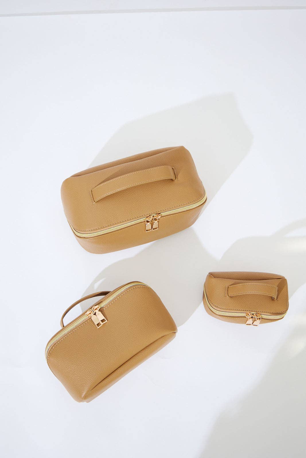 Nakoa The Label - Wholesale Make-up/cosmetic bag - Vegan PU Leather Cosmetic Beauty Bag - Set Of 3 - Beige4