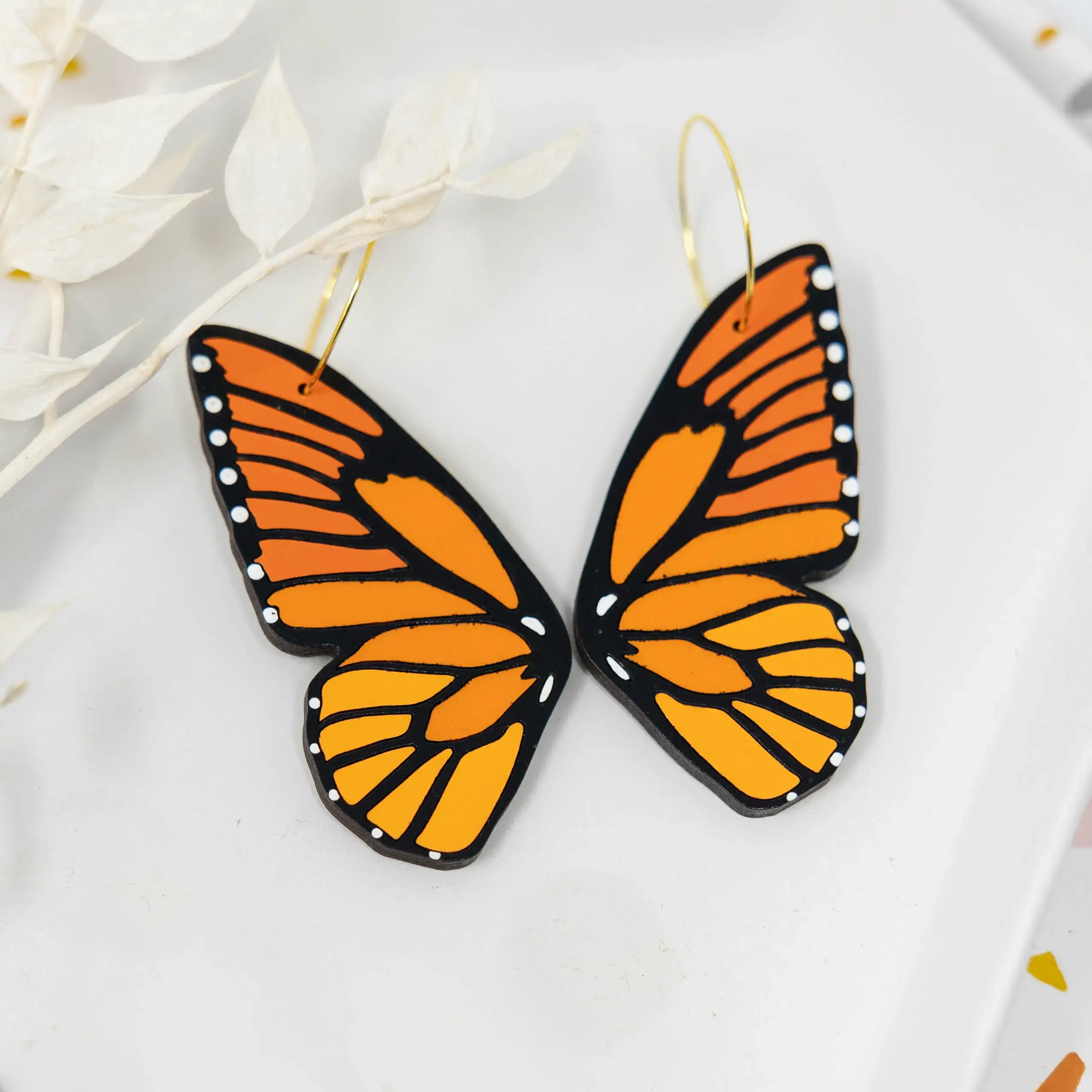 Le Chic Miami - Venta al por mayor Pendientes colgantes - Pendientes de ala de mariposa monarca3