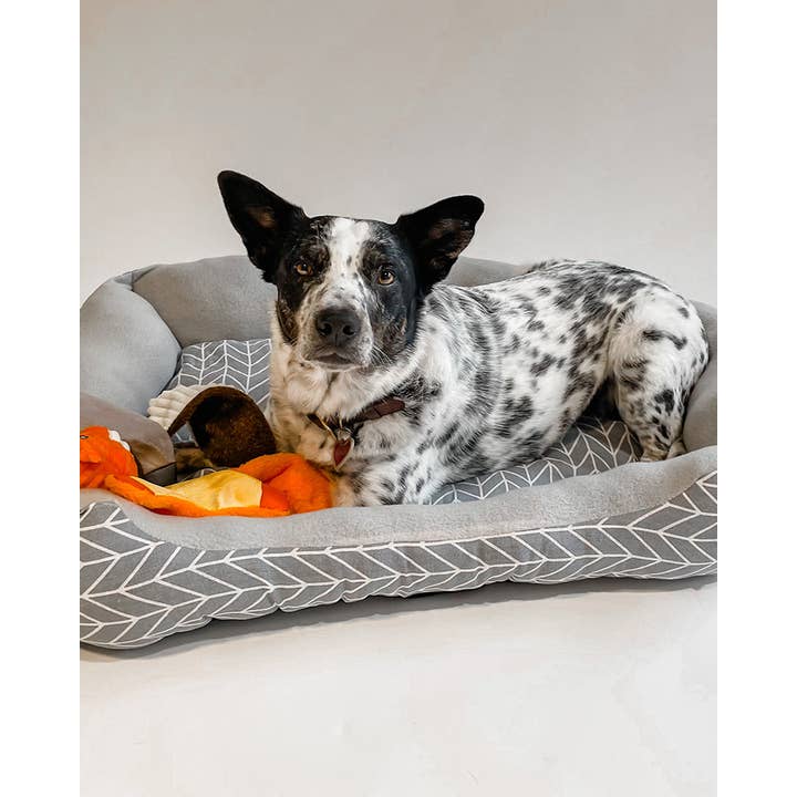 PAWZ - Wholesale Pet Bed - Dog - Grey Herringbone Cuddler Pet Bed3