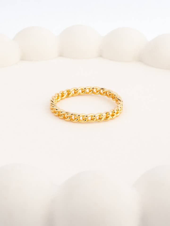 Anello a catena sottile. per la vendita all'ingrosso da parte di Shop Cins Creations