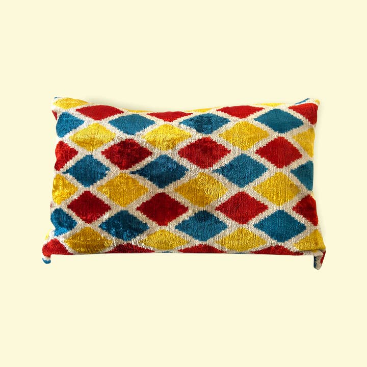 Cuscino Ikat, copriletto Ikat, cuscino Ikat per la vendita all'ingrosso da parte di Ikat Atelier