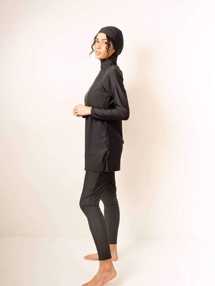 Black Plus Size Burkini/HY2470 for wholesale on Faire1