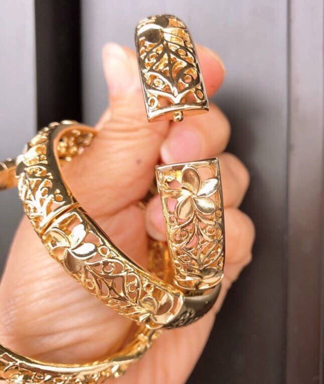 Anela's Jewelry - Wholesale Bangle Bracelet - Kuuipo with Plumeria Flower 12MM Hawaiian Hamilton Gold Bracelet1