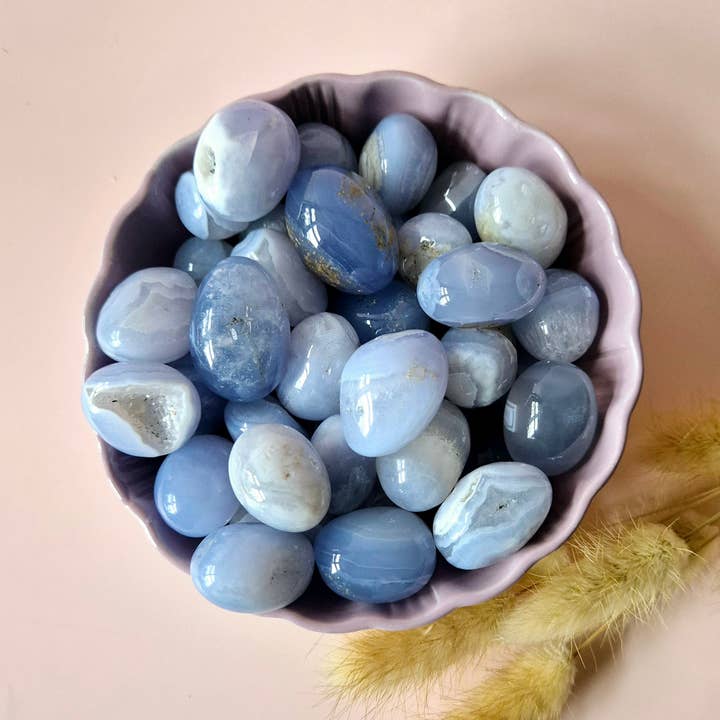 Moonlight Gemstones - Wholesale Spiritual Stone/Crystal - Gemstone Druzy Blue Lace Agate Hand Stones (3-5 cm) Tumbled Stones / Palm Stones