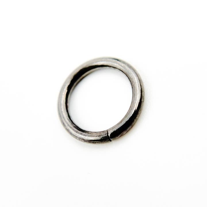 JRBR8MM. Anello Aperto 8MM 20Gauge in Rodio Nero per la vendita all'ingrosso da parte di Tresor Jewelry Inc.