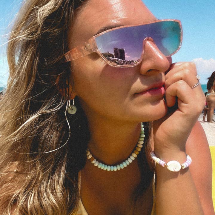 Deco Conch Bracelet for wholesale by Essenshell