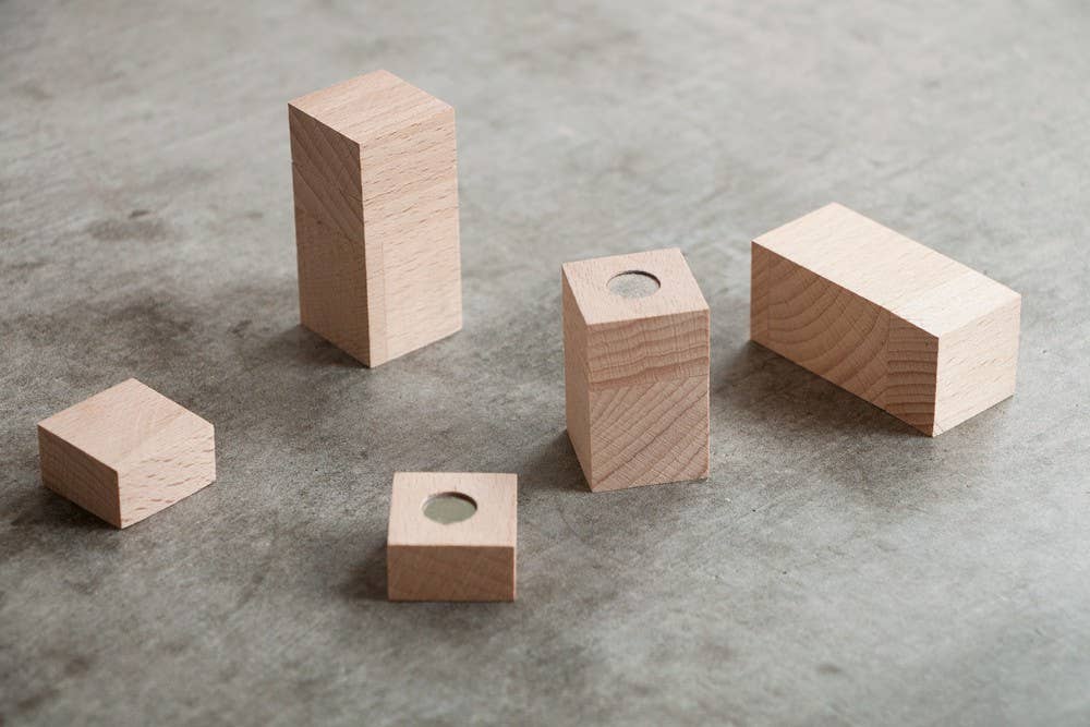 Roosmarijn Knijnenburg - Venta al por mayor Marcos de fotos - Soporte Hold It Click de madera de haya2