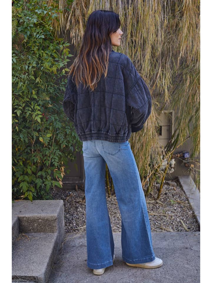 By Together - Wholesale Jacket - Women's - L4369 | Long Sleeve Quilted Knit Mineral Washed Jacket8