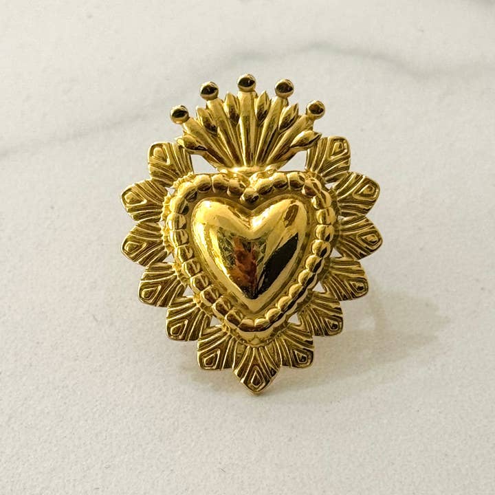 Cassette Barcelona - Wholesale Cocktail/Statement Ring - Crowned Heart Ring