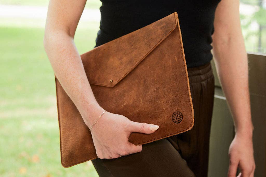 Lazarus Artisan Goods - Wholesale Laptop/Tablet Case - Women's - Laptop Sleeve | Leather Goods | Tech Accessory | Unisex Gift7