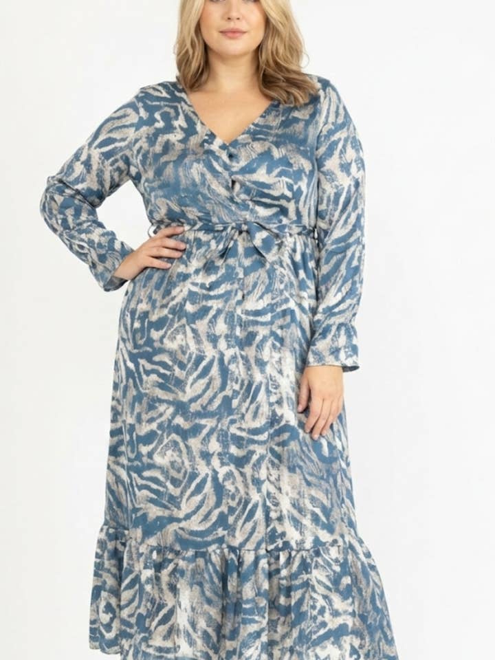 LP14233 blå Lang kjole med print i store størrelser for engroshandel hos Lilie Rose