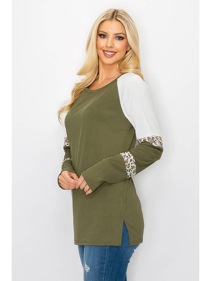 ePretty - Wholesale Tunic - Women's - G4-TP2153 Ribbed Leopard Color Block Long Sleeve Top28