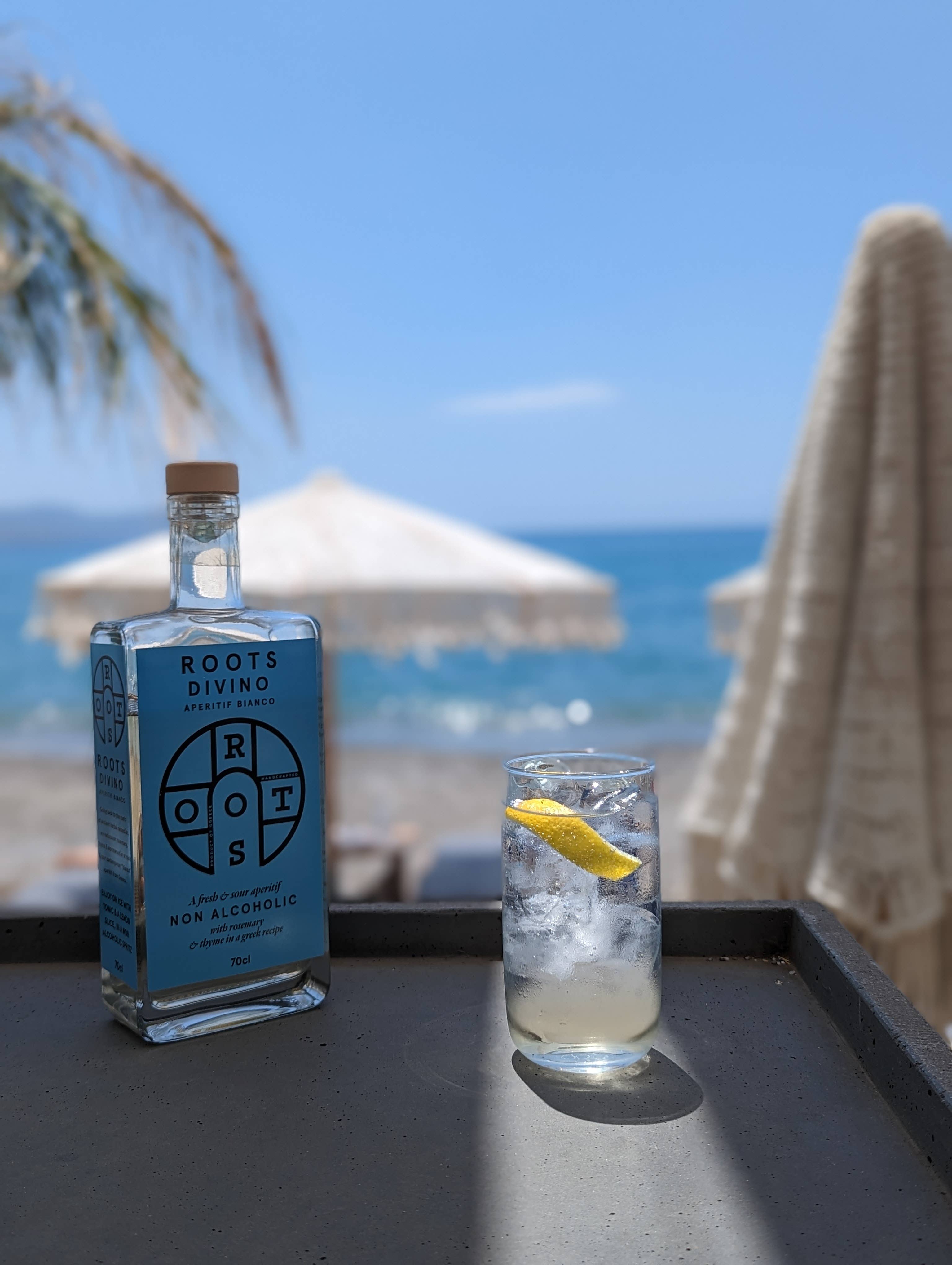 Roots Divino 0% alc vermouths - Wholesale Non-Alcoholic Spirits/Wine/Beer - Roots Divino Bianco Non Alcoholic Vermouth - Award Winning2