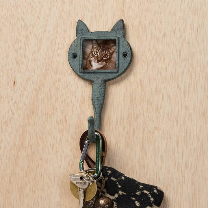 Living Goods by Ore’ Originals - Wholesale Wall Hook - Rustic Iron Hook | Cat Head Green1