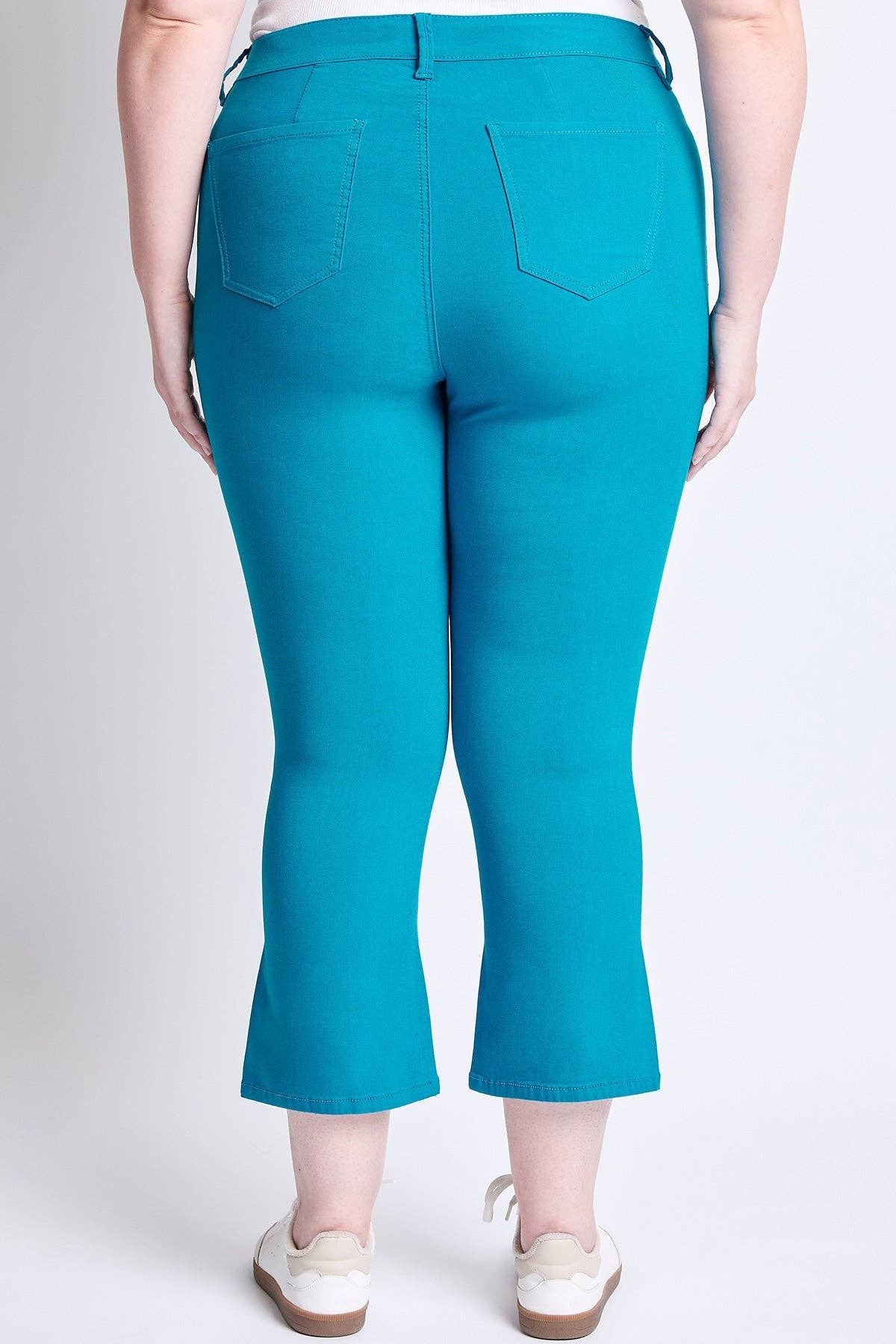 YMI - Vendita all'ingrosso Pantalone - Donna - Pantaloni a zampa taglio corto Plus Hyperstretch-EP2067313