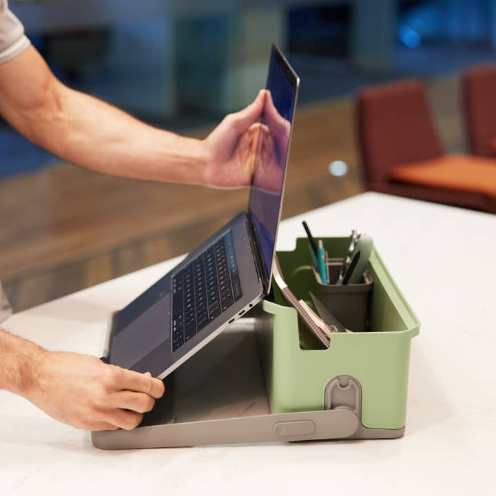 Compagnon de l'espace de travail organisationnel Hotbox 4 pour la vente par Hotbox Design