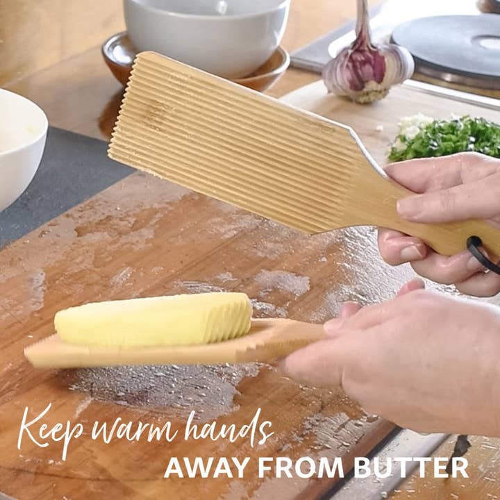 Country Trading Co. - Wholesale Cutting Board - Wooden Gnocchi Boards & Butter Paddle Set3