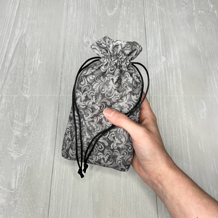 Threads of Tarot - Wholesale Tarot/Oracle Card - Tarot Gift Set: Deck, Bag, & Cloth For Birthday or Christmas7