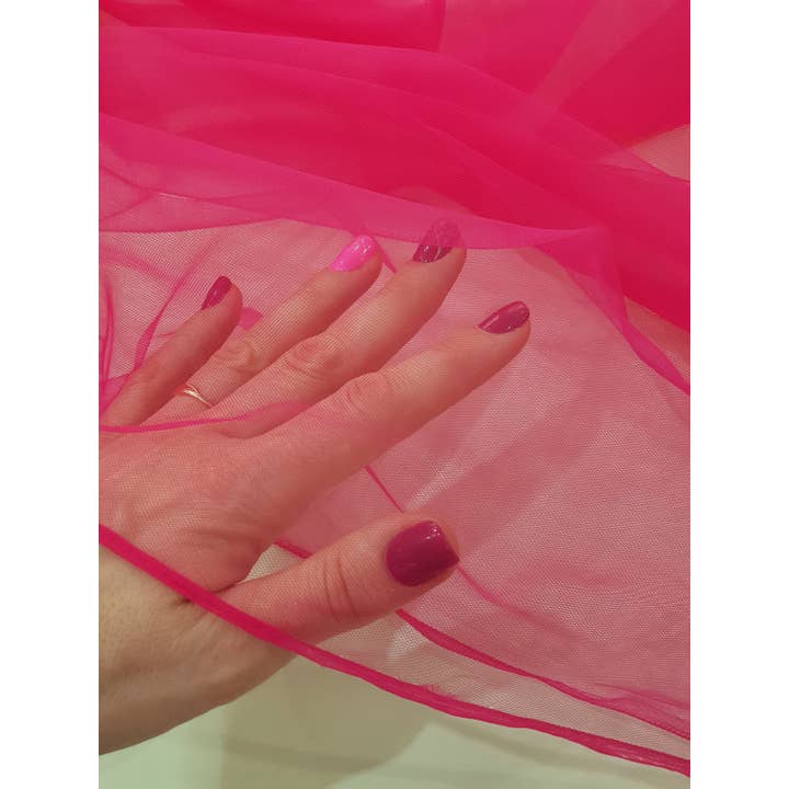 Lace To Love - Wholesale Craft Supplies - Bright Pink Delicate Tulle Fabric 59' Wide TK95252