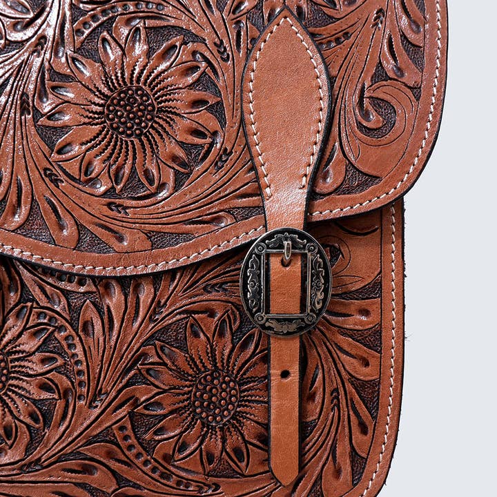 HILASON - Wholesale Horseback Riding Gear - Hilason Western Horse Floral Heavy-duty Trail Ride Genuine Leather Saddle Bag | Equestrian Western Adjustable Closure2